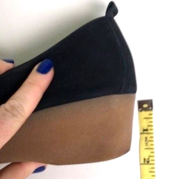 THE FLEXX Black Suede “Smoother” Peep Toe Wedge, Women’s Size 10 - Picture 5 of 11